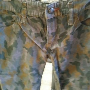 Free people camo corduroy jeans size 26. NWOT